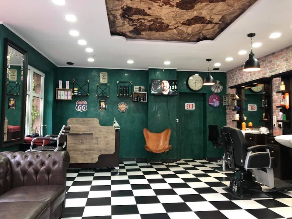 Goldener Barbershop