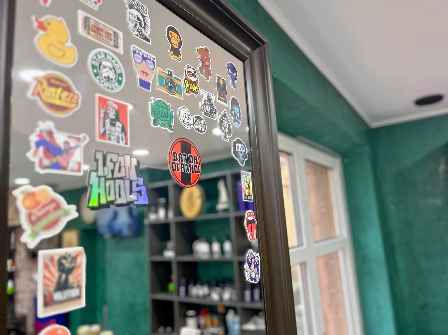 Goldener Barbershop