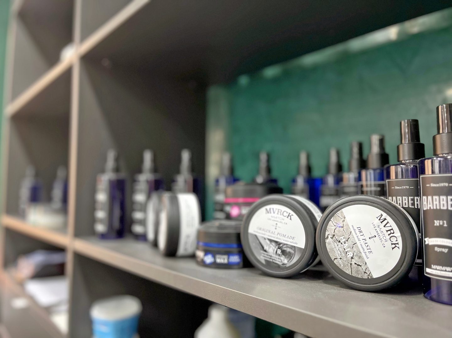 Goldener Barbershop